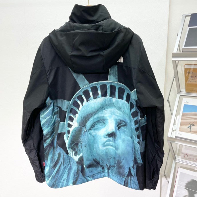 Supreme The North Face Statue of Liberty Mountain Jacket Black