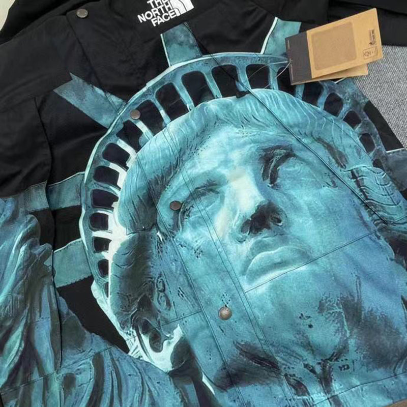 Supreme The North Face Statue of Liberty Mountain Jacket Yellow