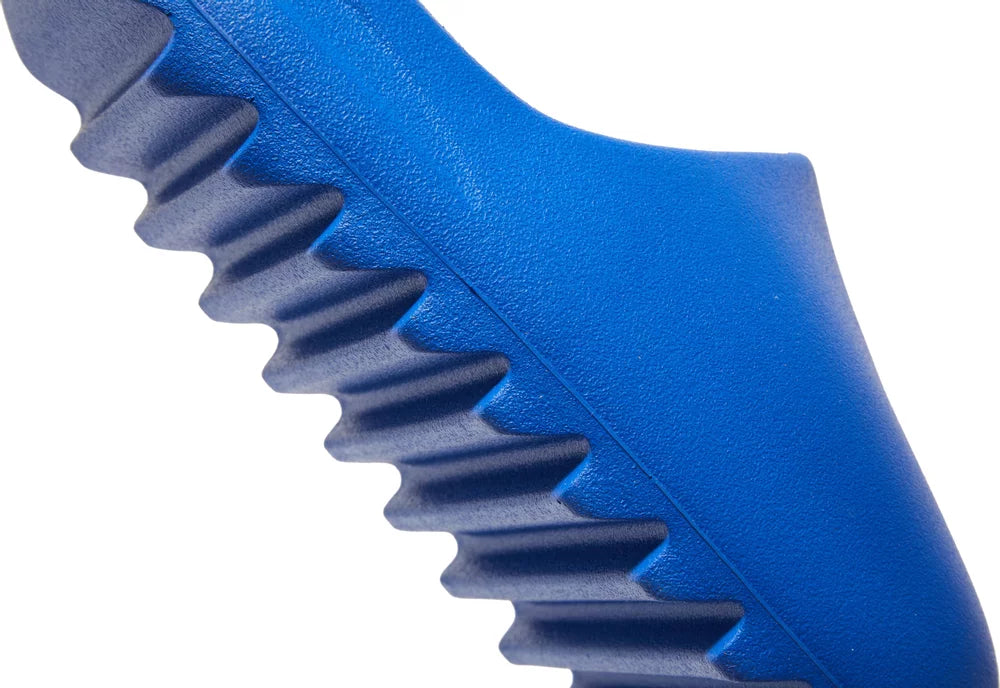 Yeezy Slides 'Azure'