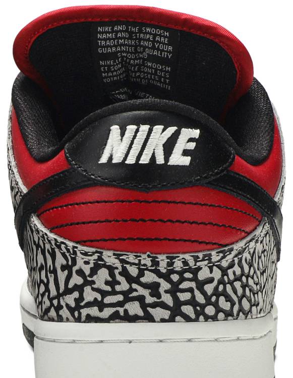 Supreme x Dunk Low Premium SB 'Red Cement'