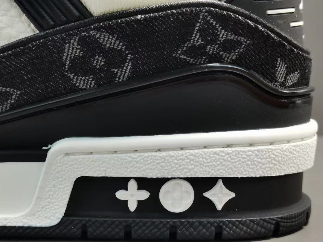 Louis Vuitton LV Trainer White Black White