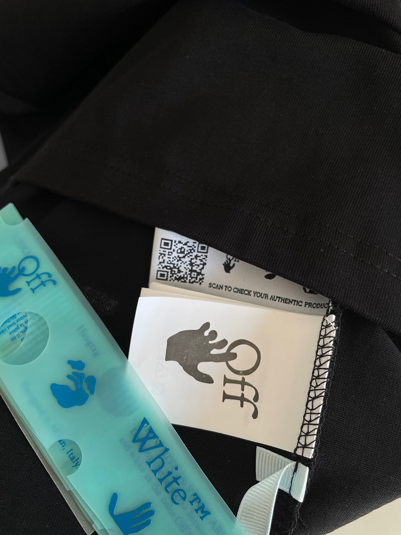 Off-White Hands Off logo T-shirt