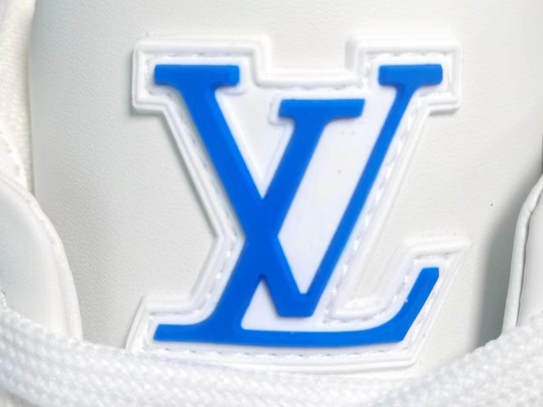 Louis Vuitton Trainer White Blue Signature
