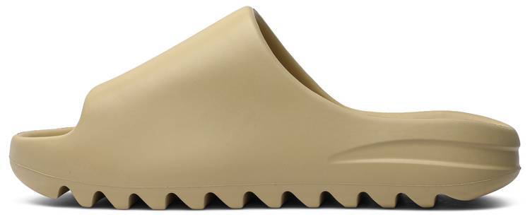 Yeezy Slides 'Desert Sand'