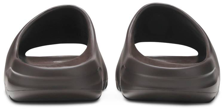 Yeezy Slides 'Soot'