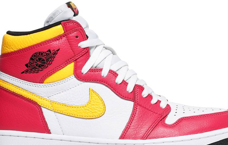 Air Jordan 1 Retro High OG 'Light Fusion Red'