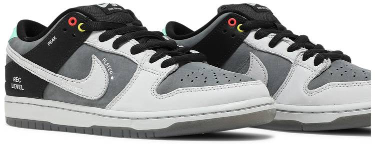 Dunk Low SB 'Camcorder'