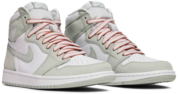 Wmns Air Jordan 1 Retro High OG 'Seafoam'