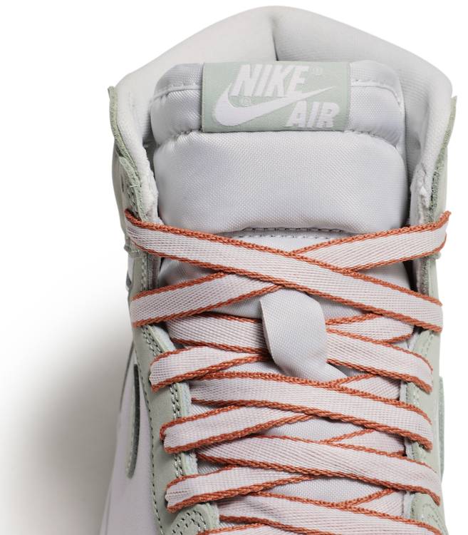 Wmns Air Jordan 1 Retro High OG 'Seafoam'