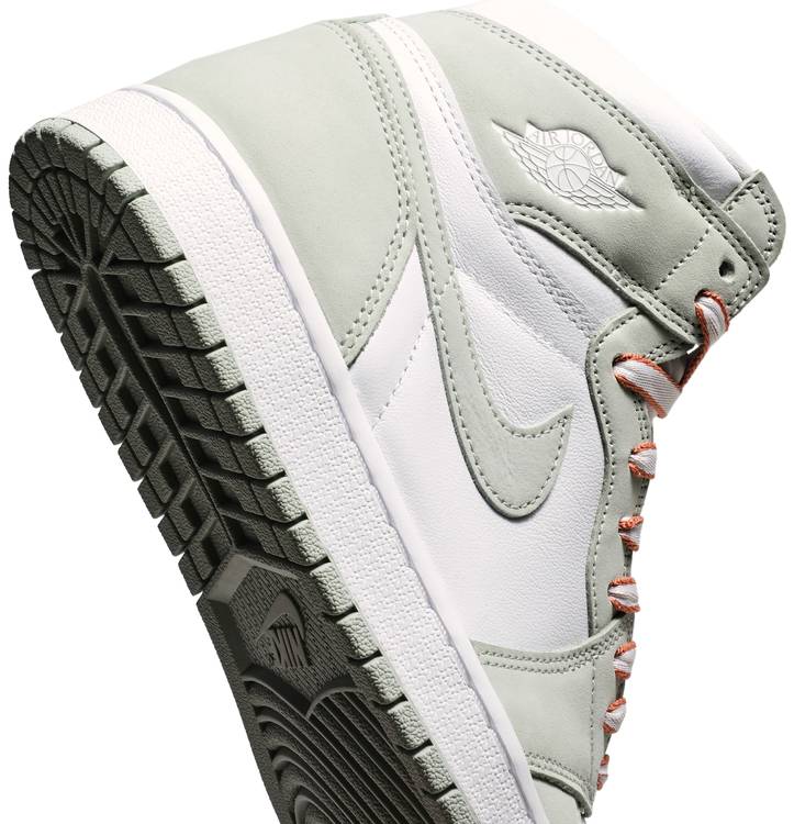Wmns Air Jordan 1 Retro High OG 'Seafoam'