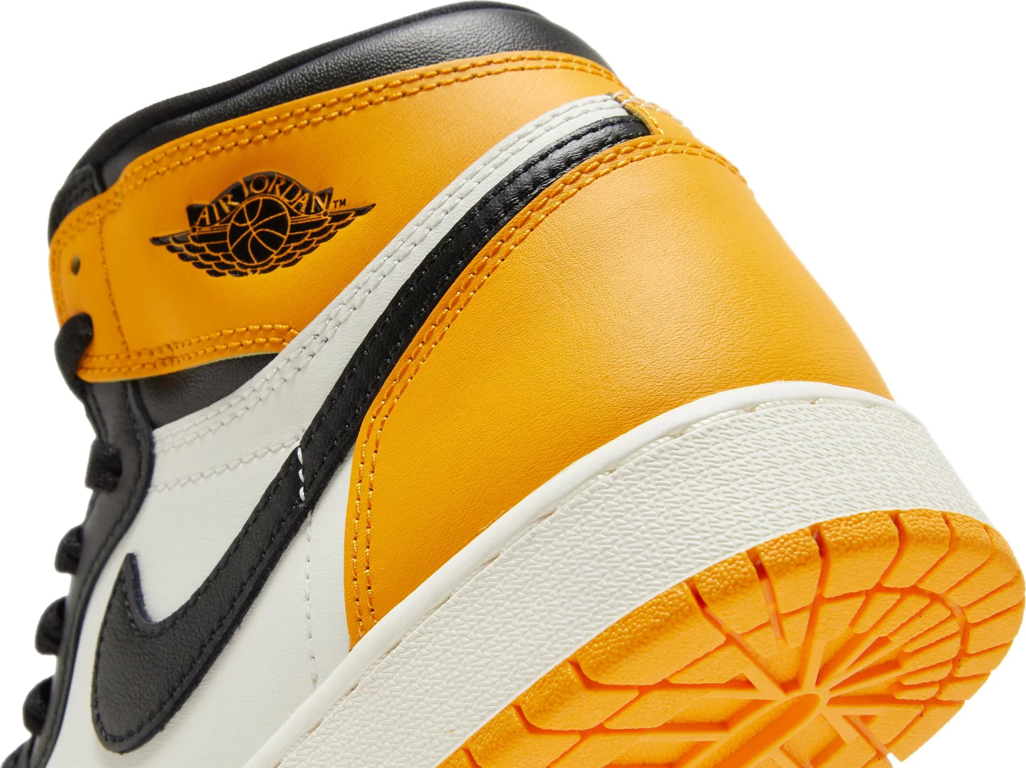 Air Jordan 1 Retro High OG 'Yellow Toe'