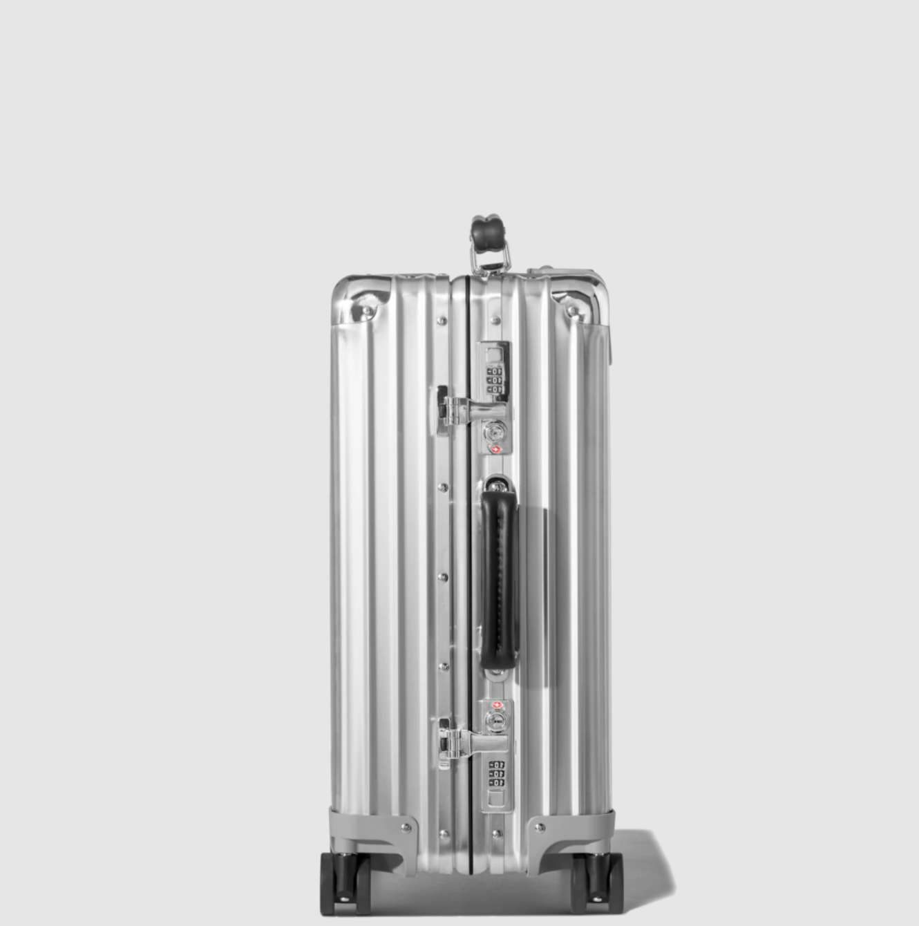 RIMOWA Classic Cabin Aluminium Carry-On Suitcase Silver