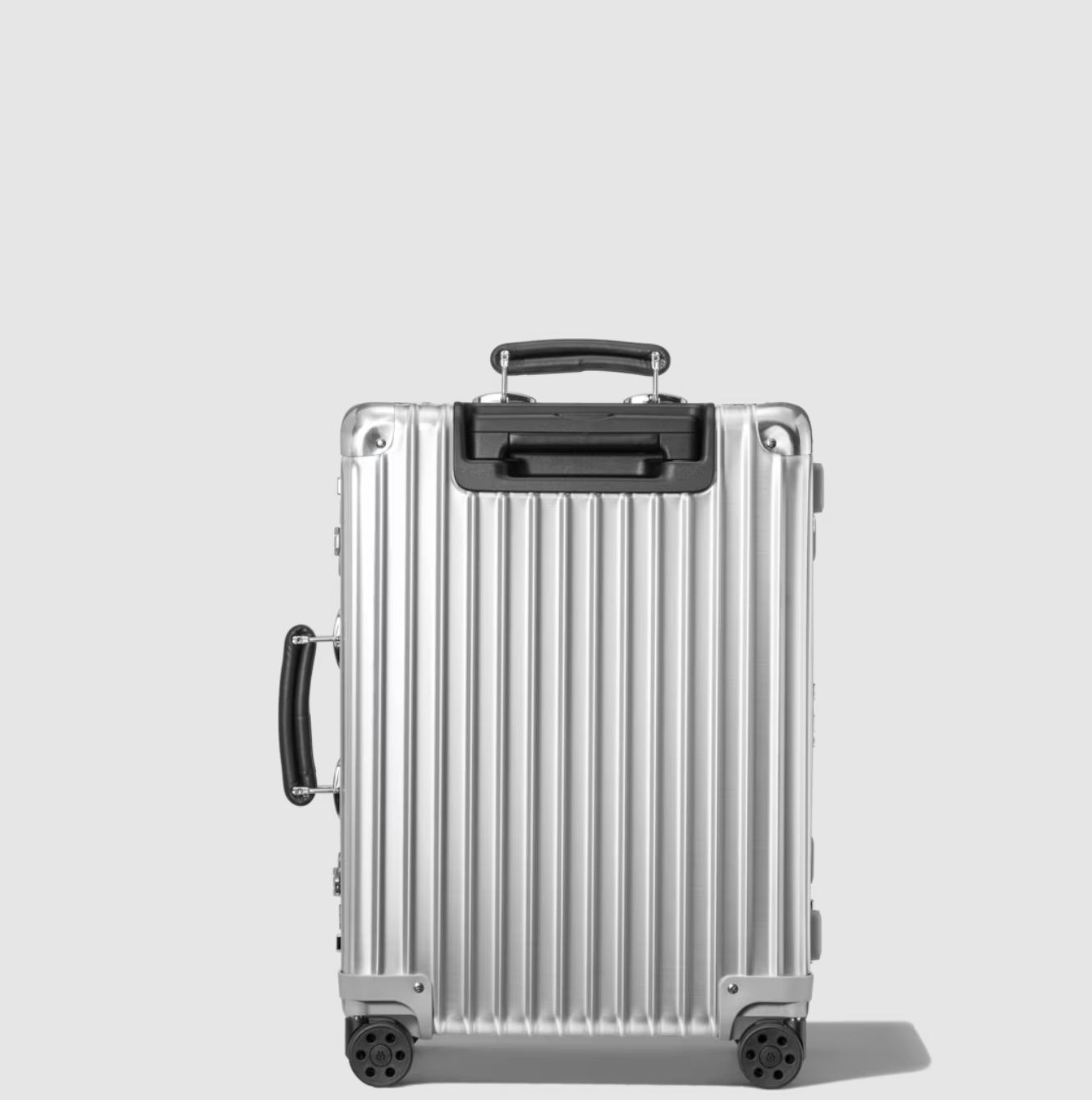 RIMOWA Classic Cabin Aluminium Carry-On Suitcase Silver