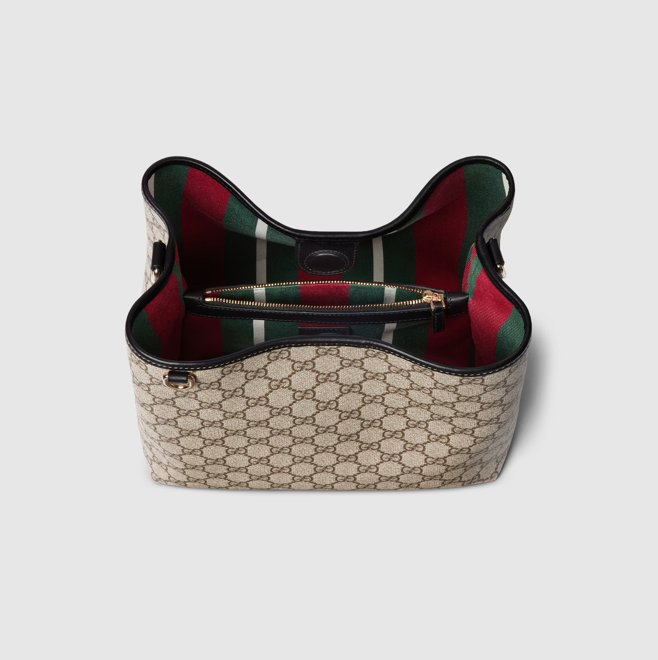 GUCCI GG Emblem medium bucket bag
