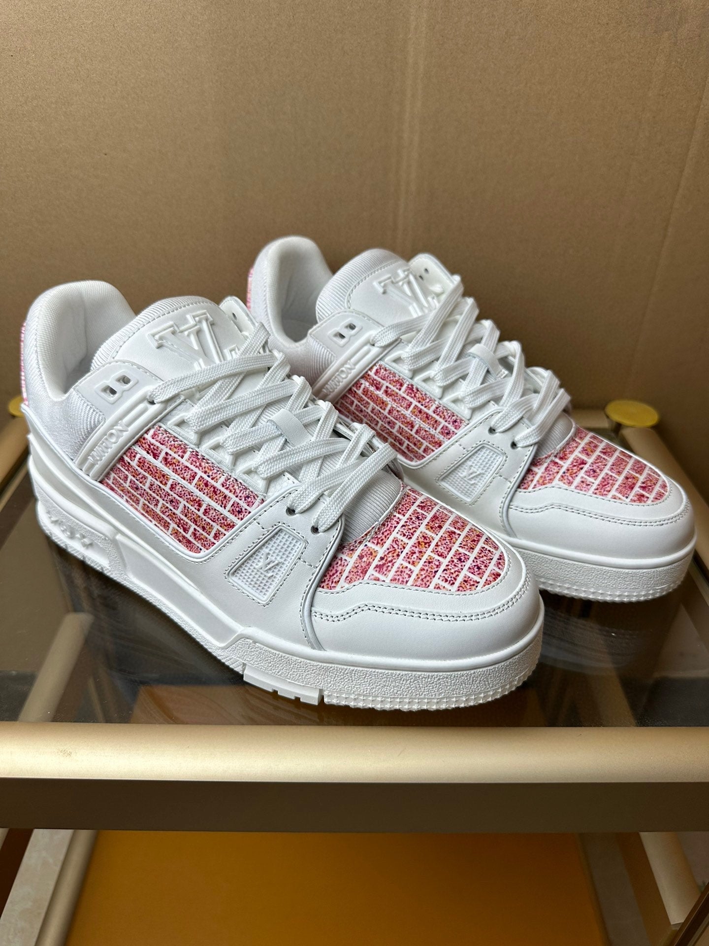 Louis Vuitton LV Trainer Lady Pink White Red