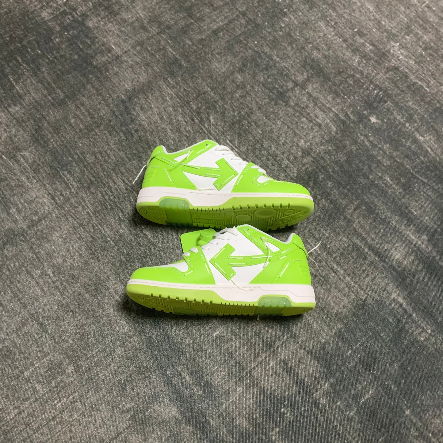 Off-White Out of Office 'Sartorial Stitch' White/Green