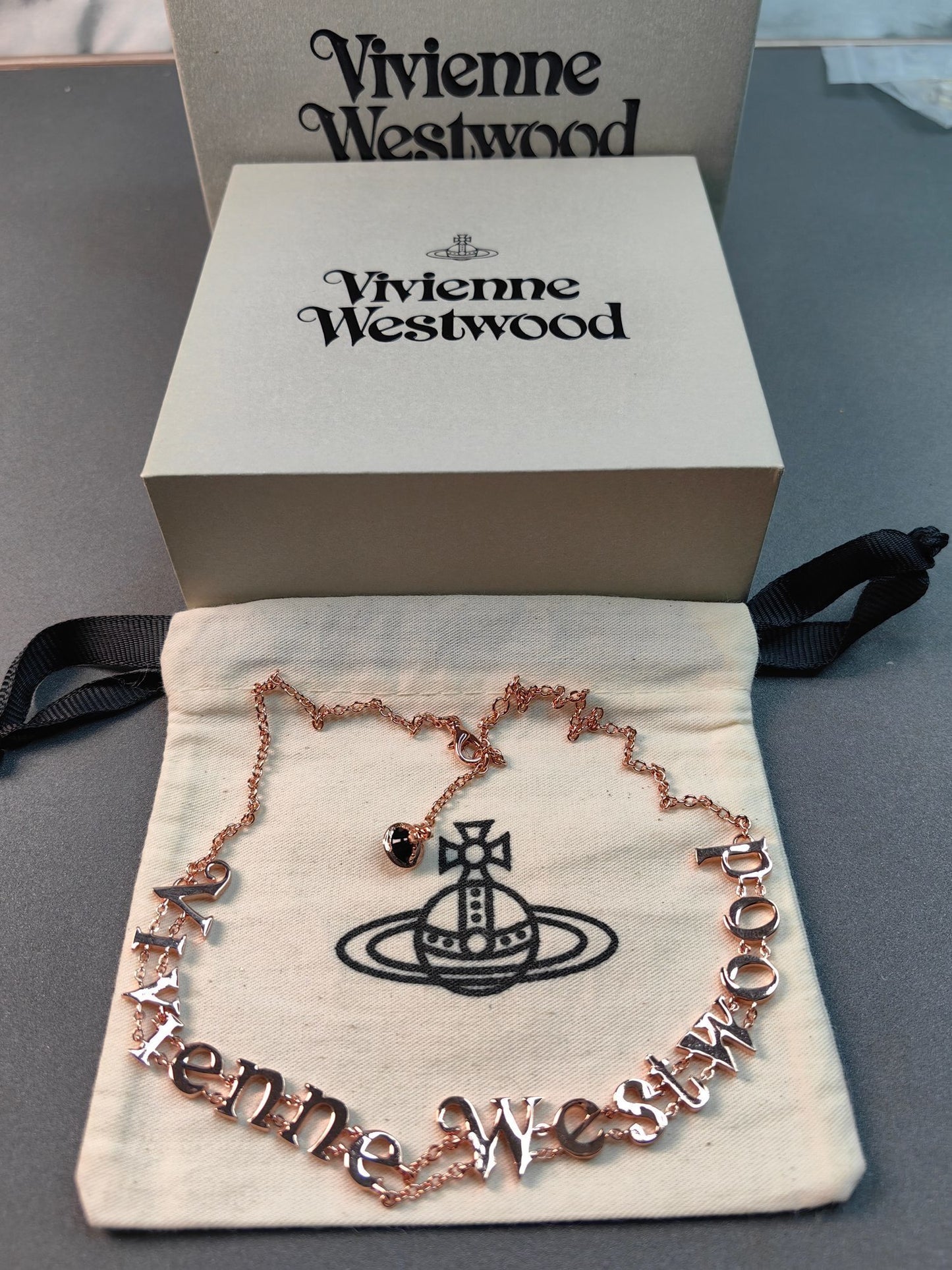Vivienne Westwood Small logo Necklace Gold Rose
