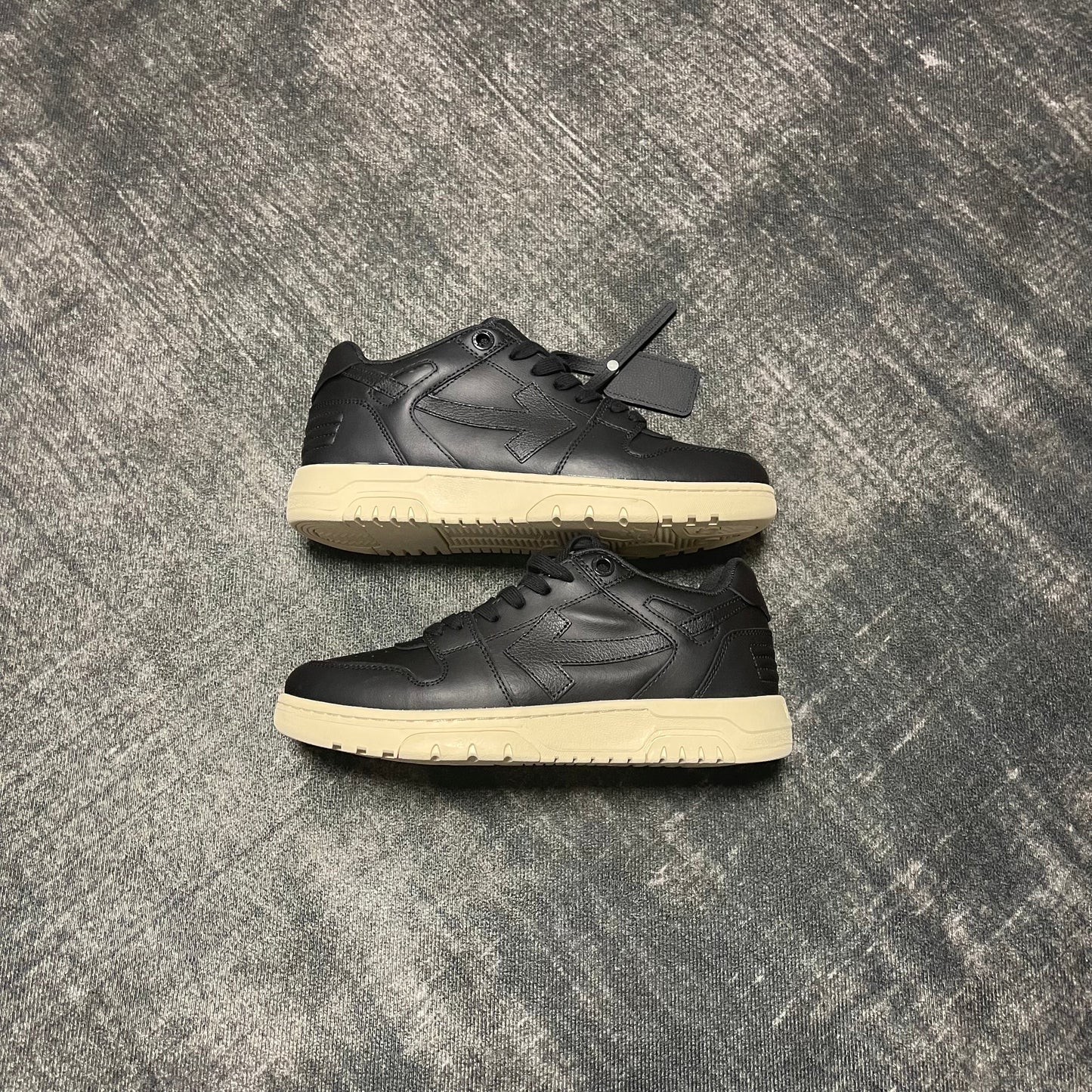 Off-White Out Of Office Calf Leather Black Gold
