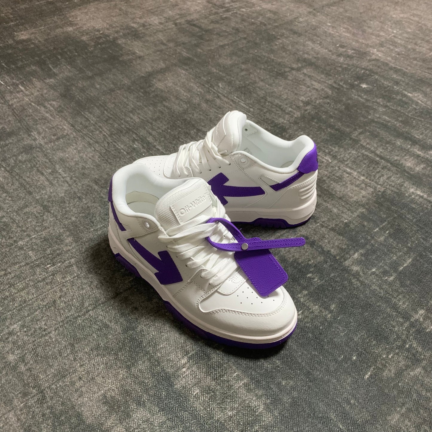 Off-White Out of Office White Purple.