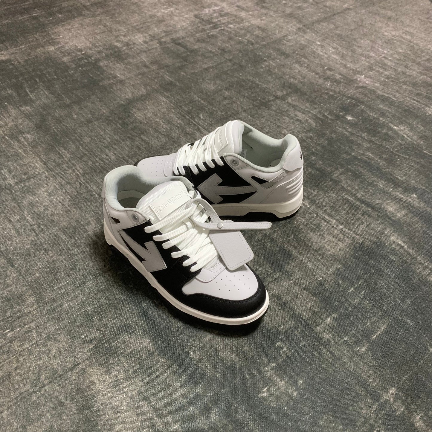 Off-White Out of Office Light Grey Black