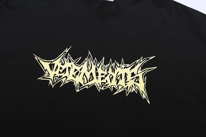VETEMENTS Living Legend T-shirt | Black