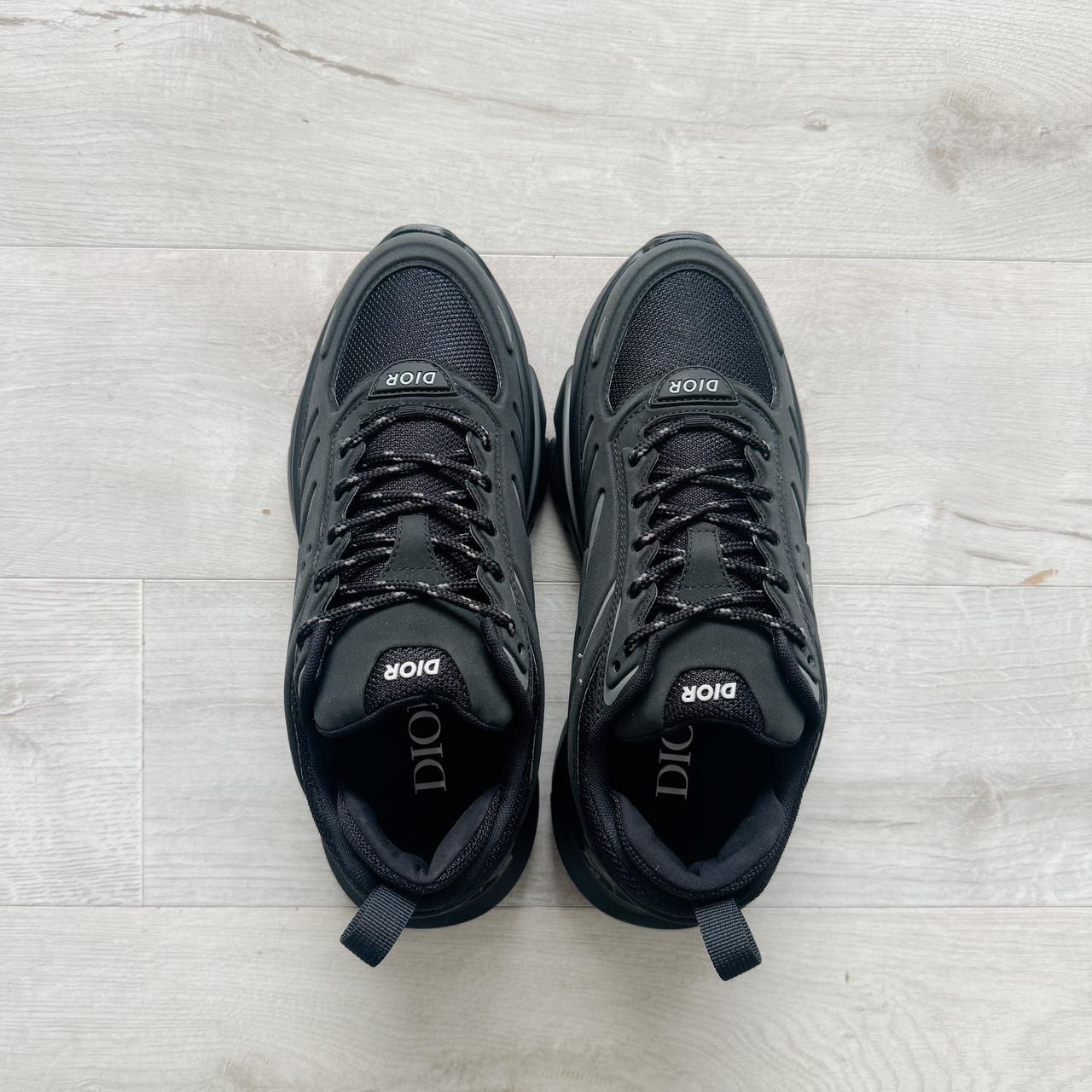 Dior B32 'Black'