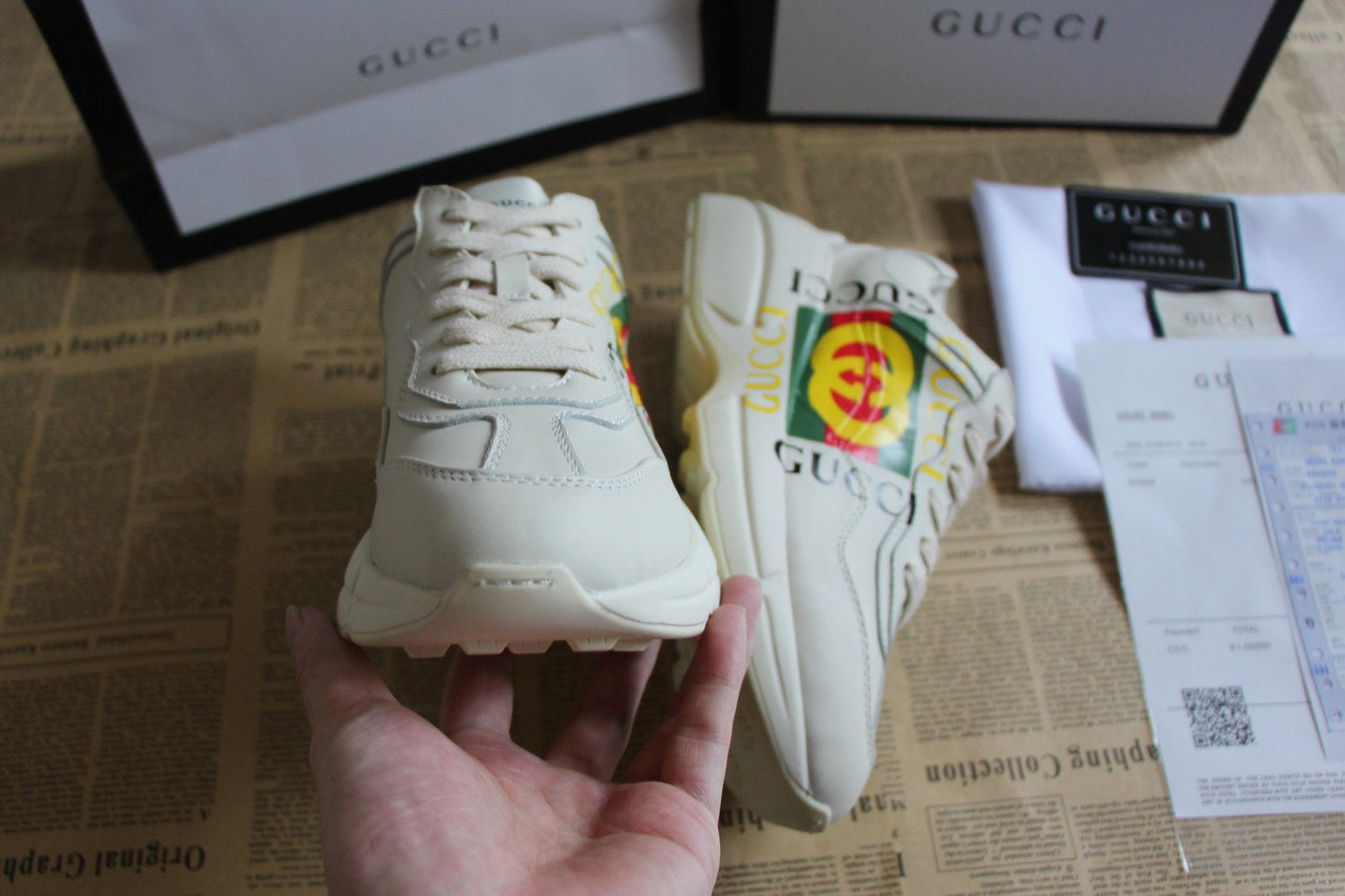 Rhyton Gucci / LOGO LEATHER WHITE