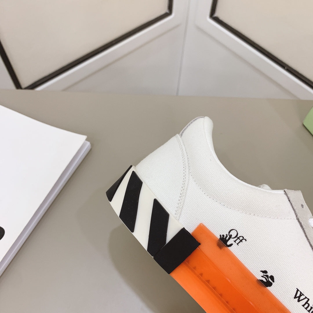 Off-White Vulc Sneaker Low 'White Black'