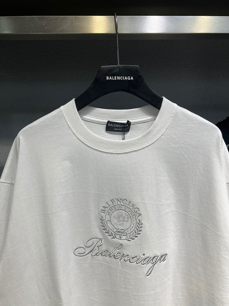 Balenciaga QIXI CREST T-SHIRT MEDIUM FIT