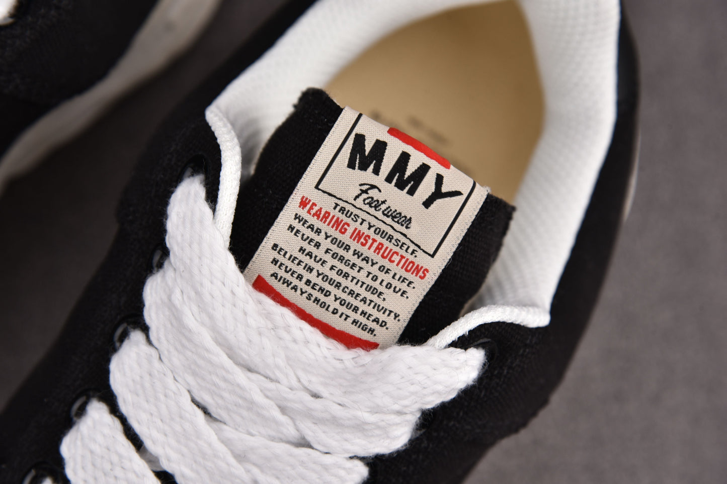 Maison Mihara Yasuhiro Wayne OG Sole Washed Canvas Low Black