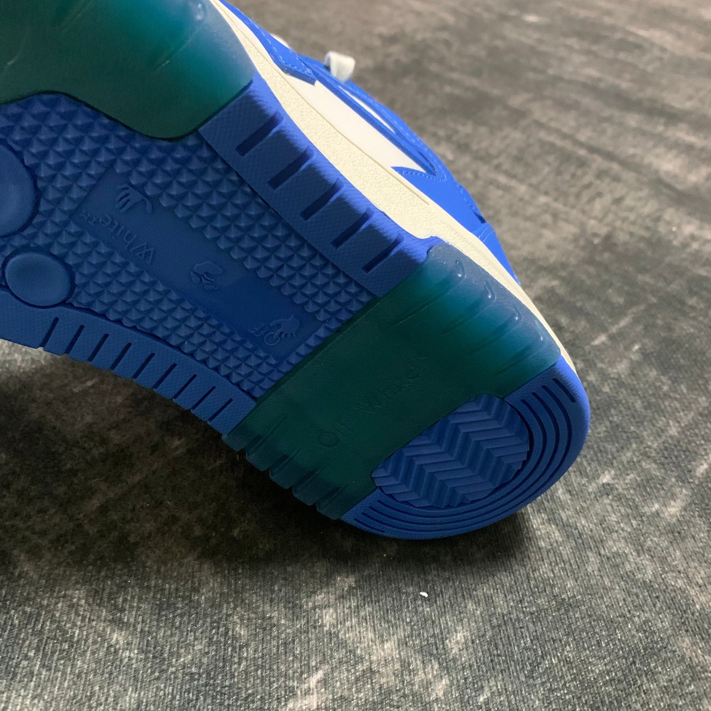 Off-White Out Of Office Blue White