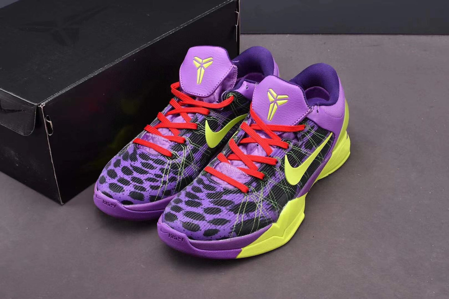 Nike Kobe 7 Christmas (Leopard)