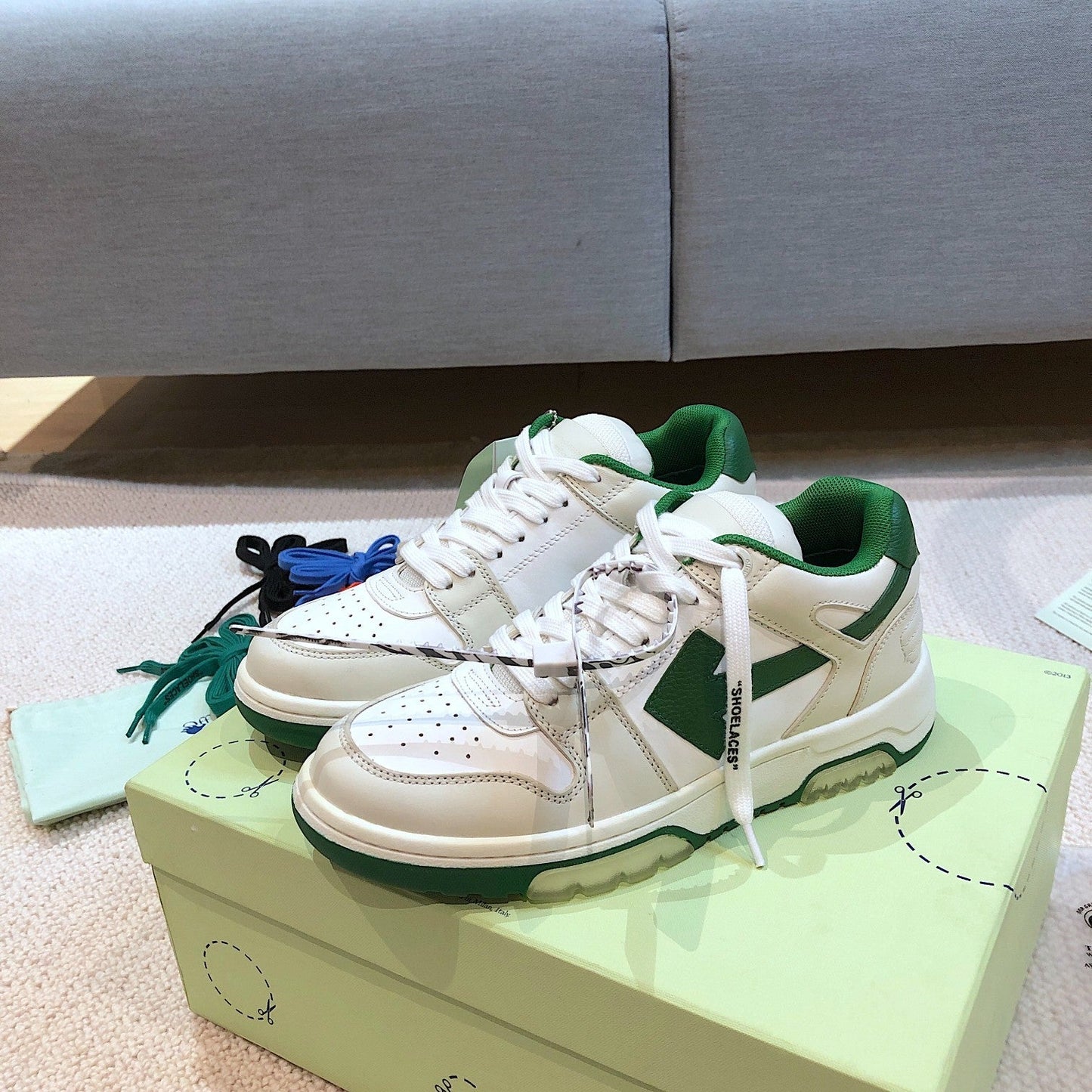 Off-White Out of Office Low 'White Green'
