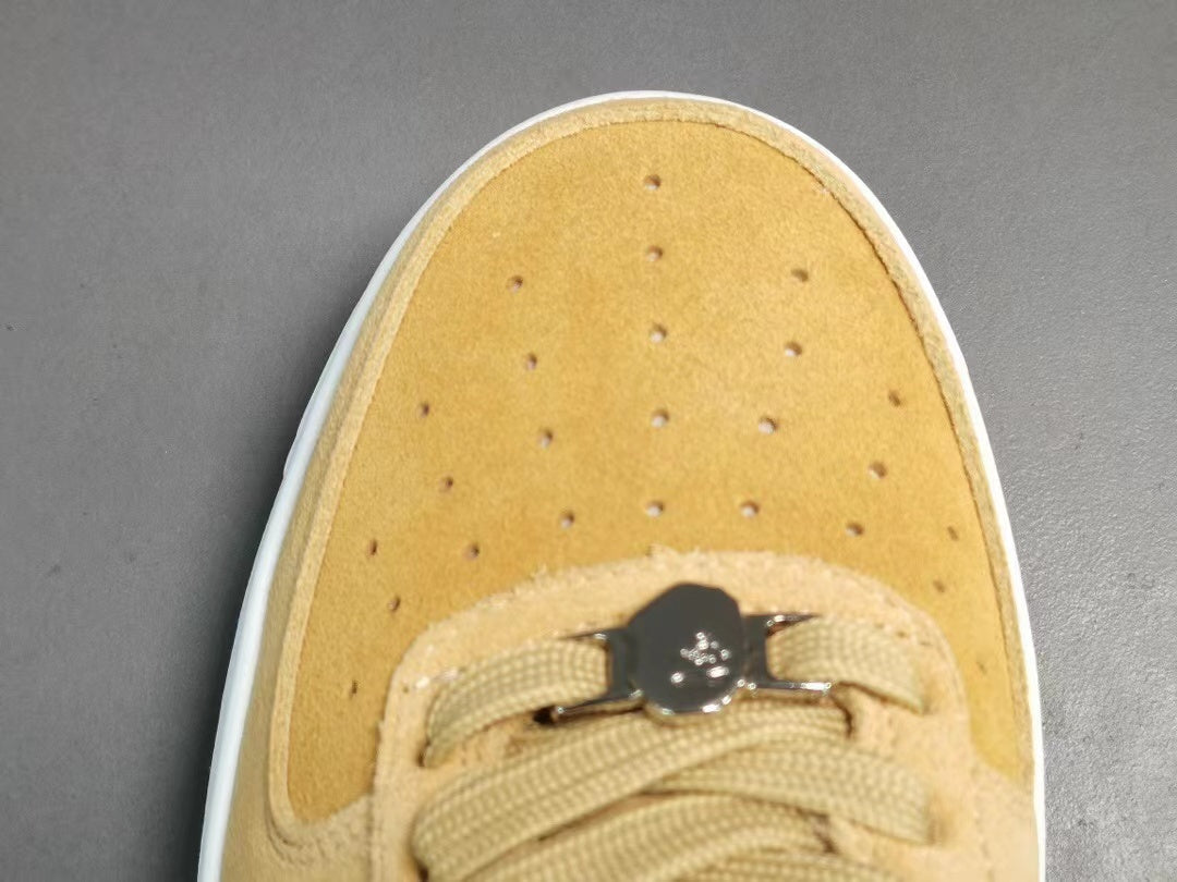A Bathing Ape Bape Sta Low Beige suede