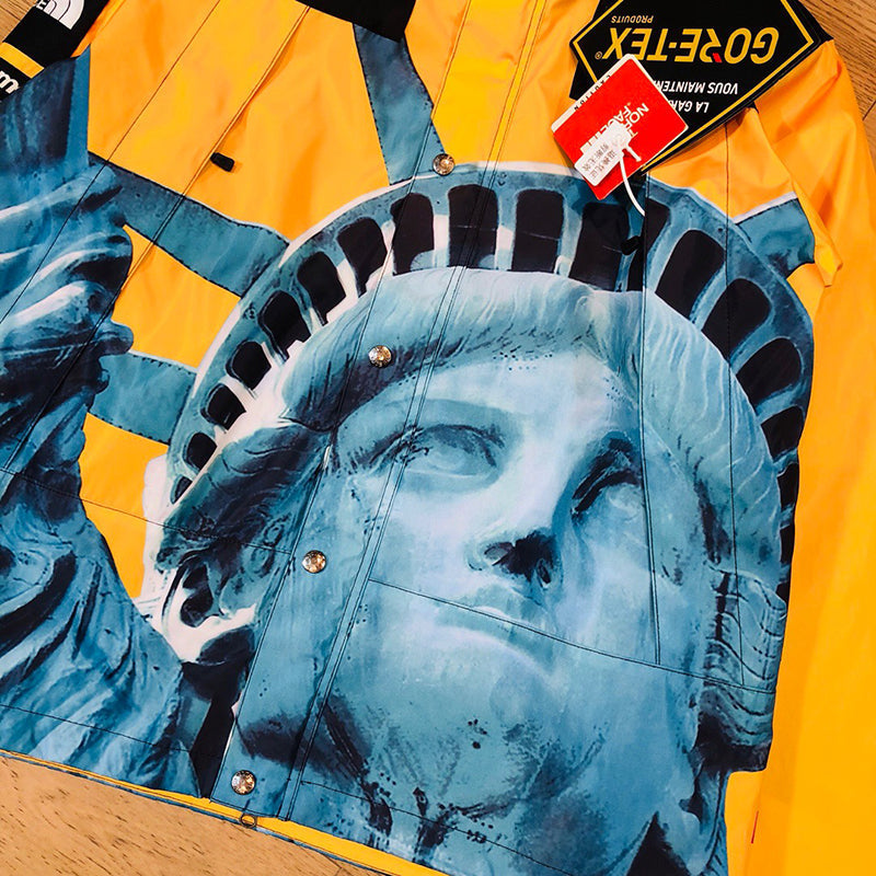 Supreme The North Face Statue of Liberty Mountain Jacket Yellow