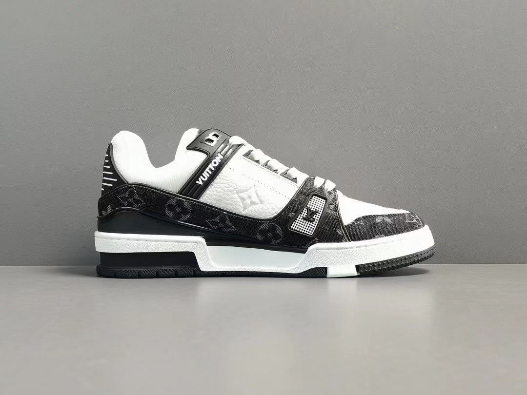 Louis Vuitton LV Trainer White Black White