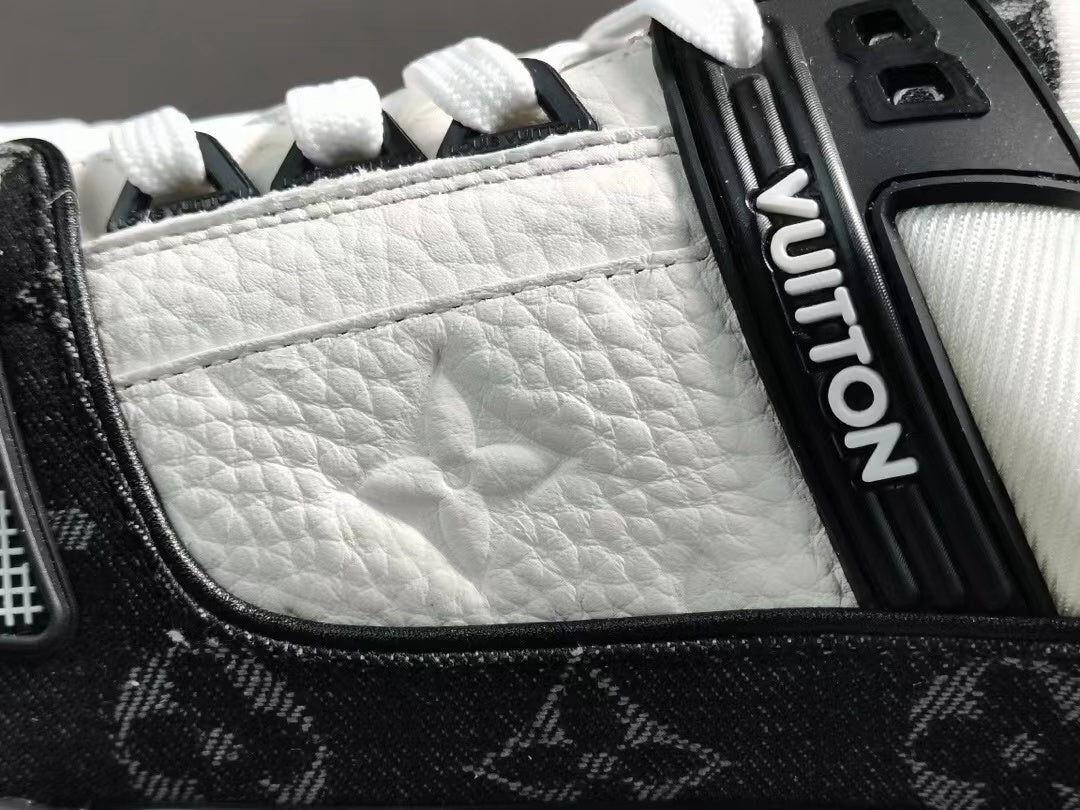 Louis Vuitton LV Trainer White Black White