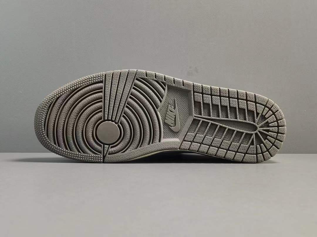 Travis Scott x Air Jordan 1 Low OG 'Reverse Mocha'