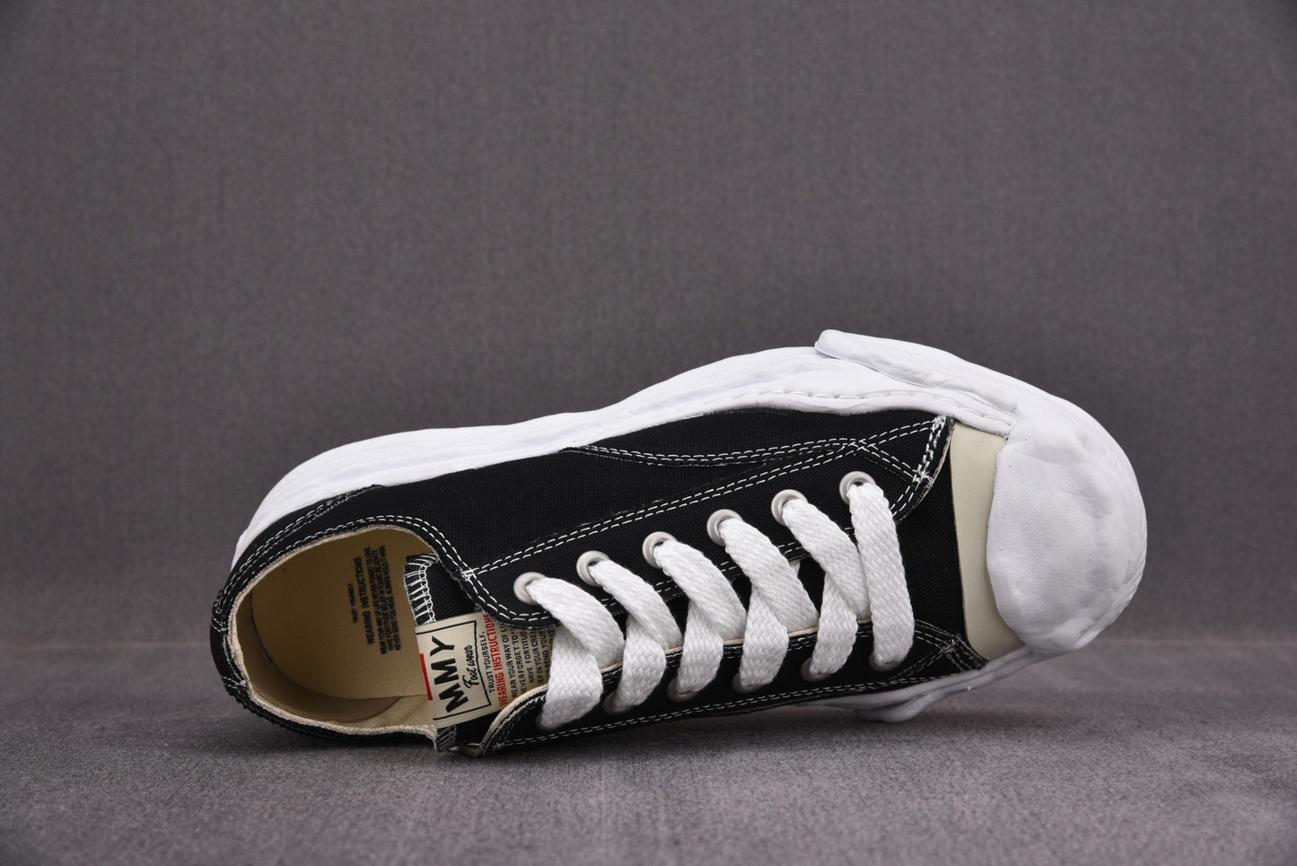 MMY Maison Mihara Yasuhiro Hank low-top sneakers