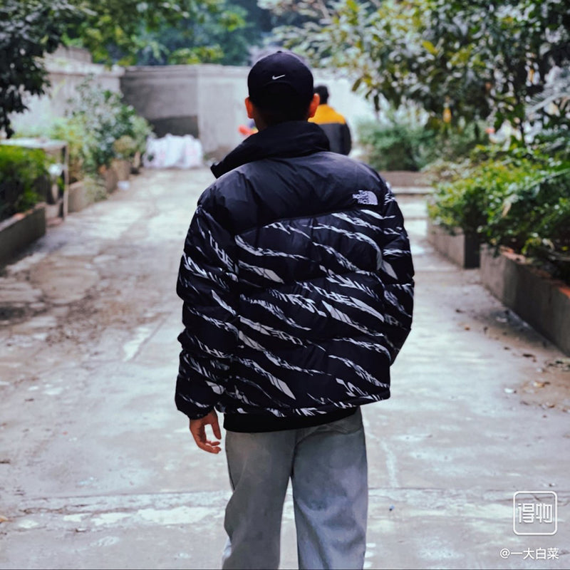 THE NORTH FACE 1996 NUPSET ZEBRA LOGO PATTERN JACKET BLACK