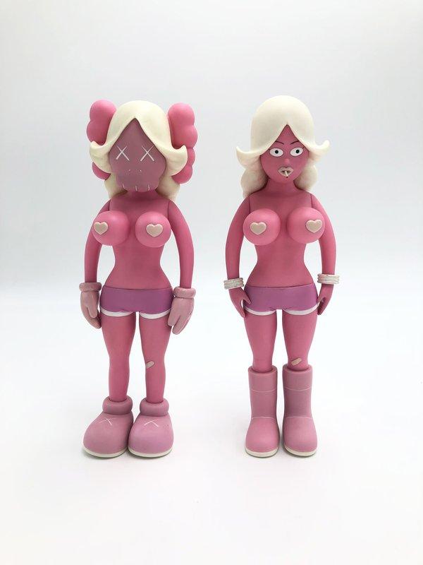 KAWS – THE TWINS™