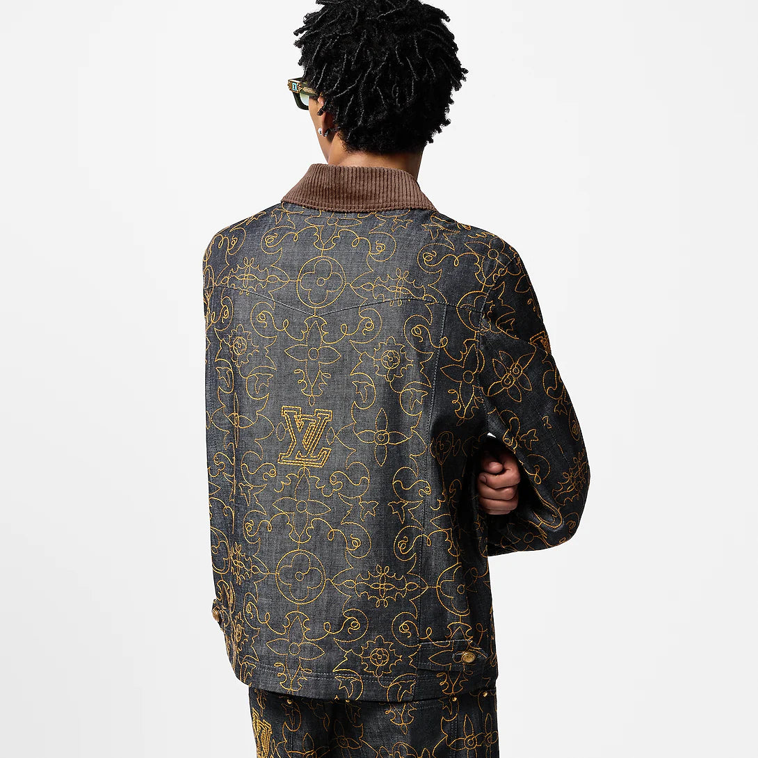 Louis Vuitton LV
Workwear style denim jacket with embroidery