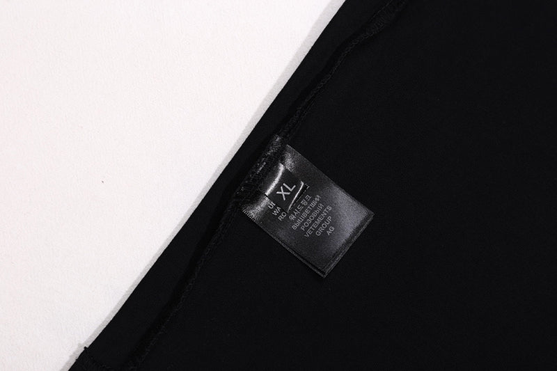 VETEMENTS Logo xxx T-shirt | Black