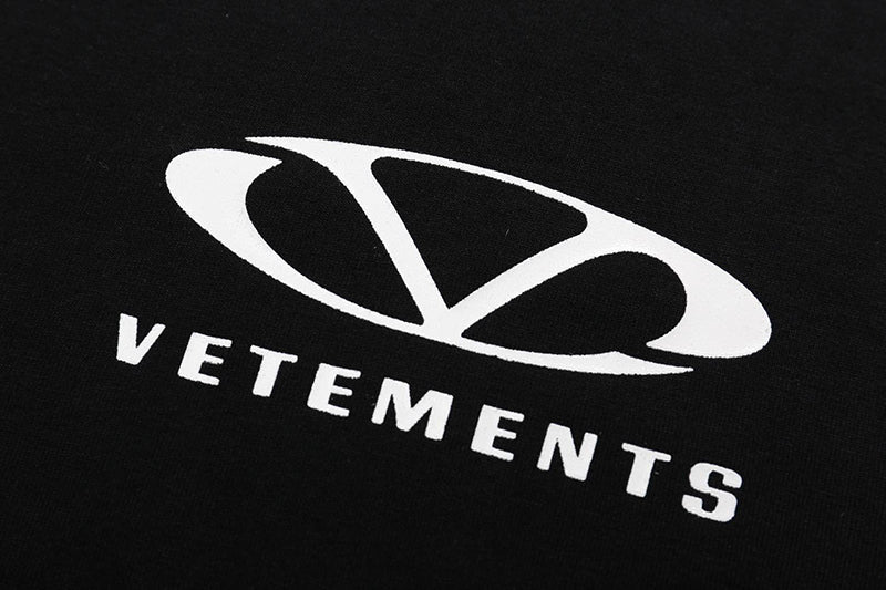 VETEMENTS Oval logo T-shirt | Black