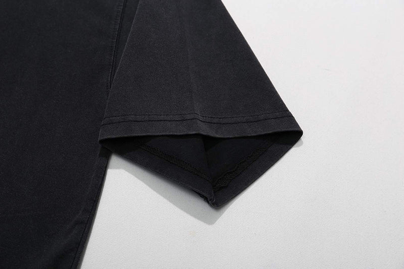 VETEMENTS Bone V T-shirt | Black
