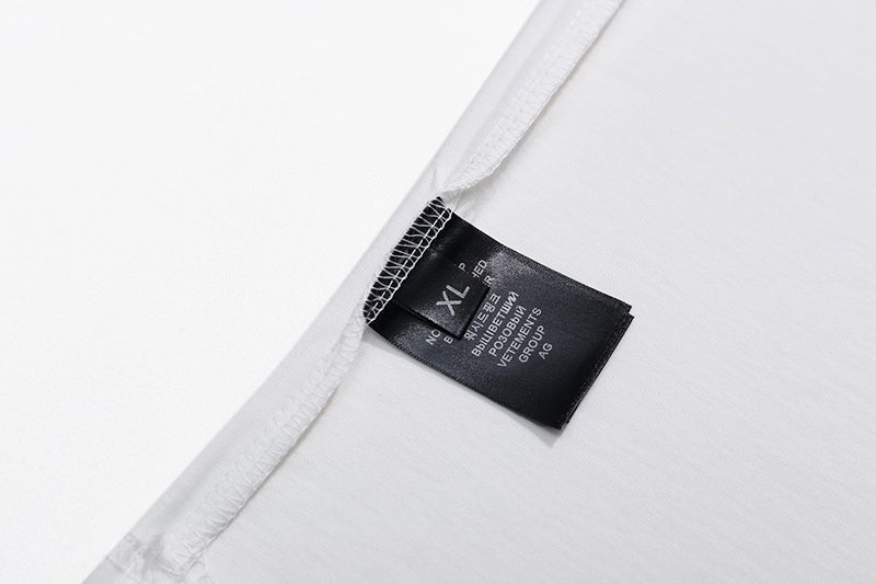 VETEMENTS Oval logo T-shirt | White