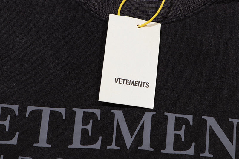 VETEMENTS logo-print Cotton T-shirt | Black