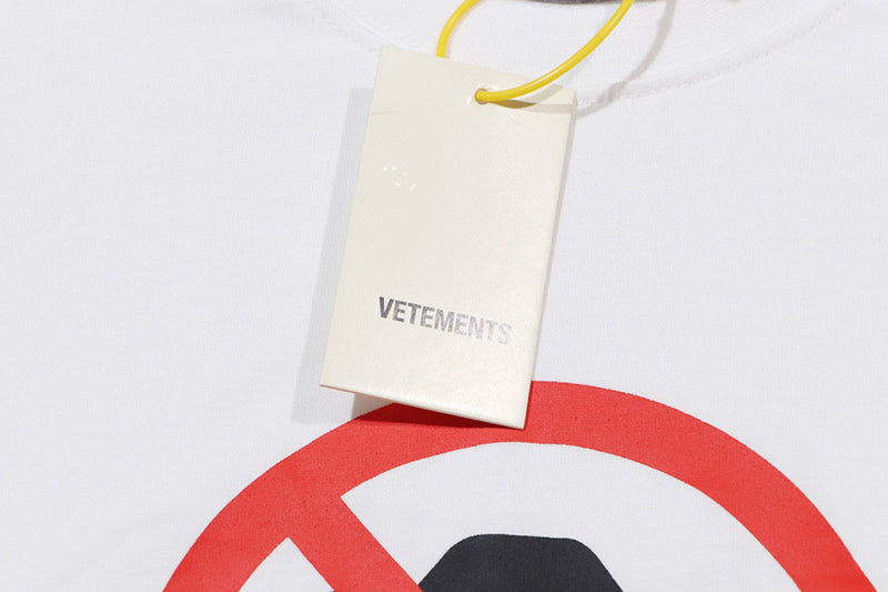 VETEMENTS No Social Media T-shirt | White
