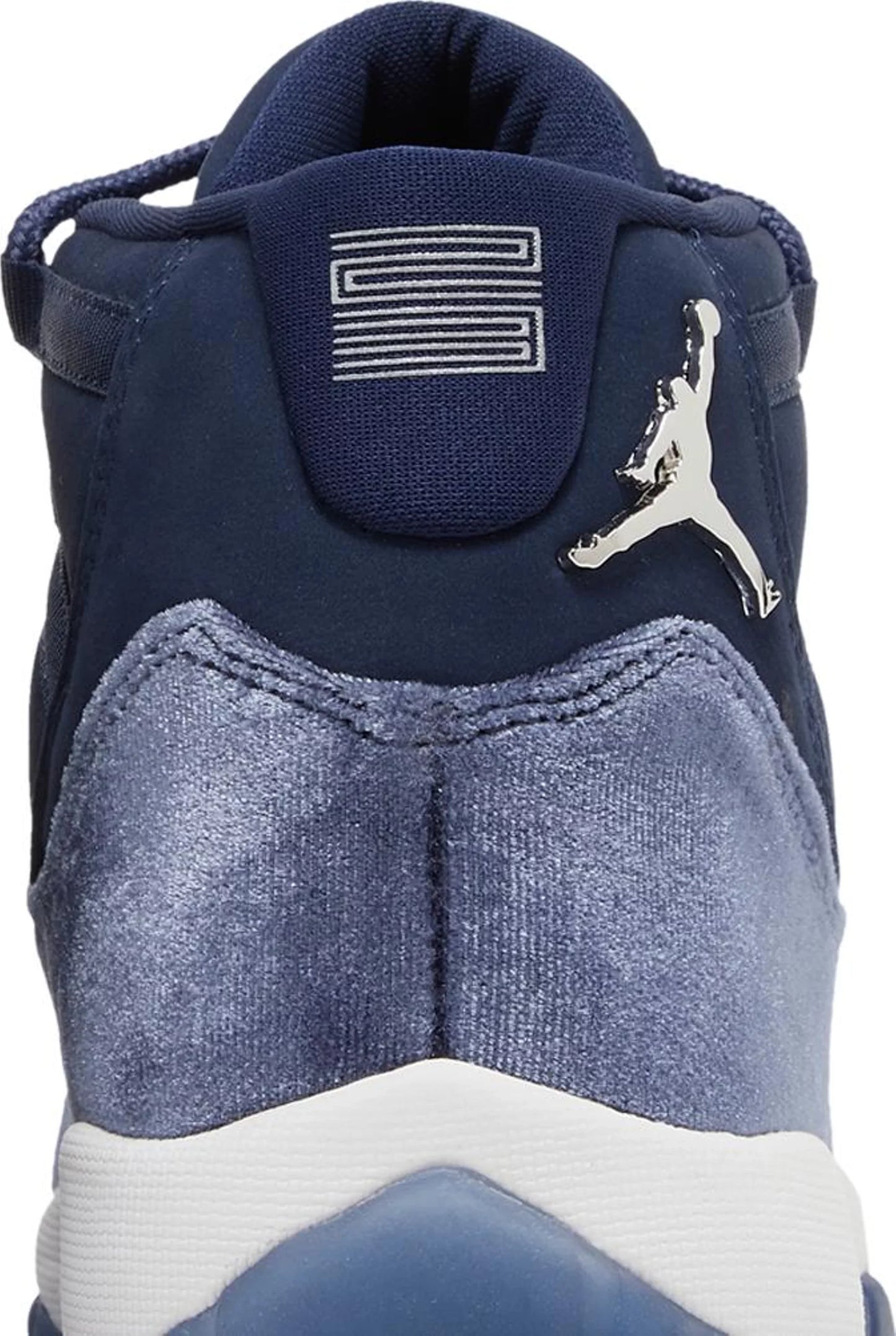 Air Jordan 11 Retro 'Midnight Navy Velvet'
