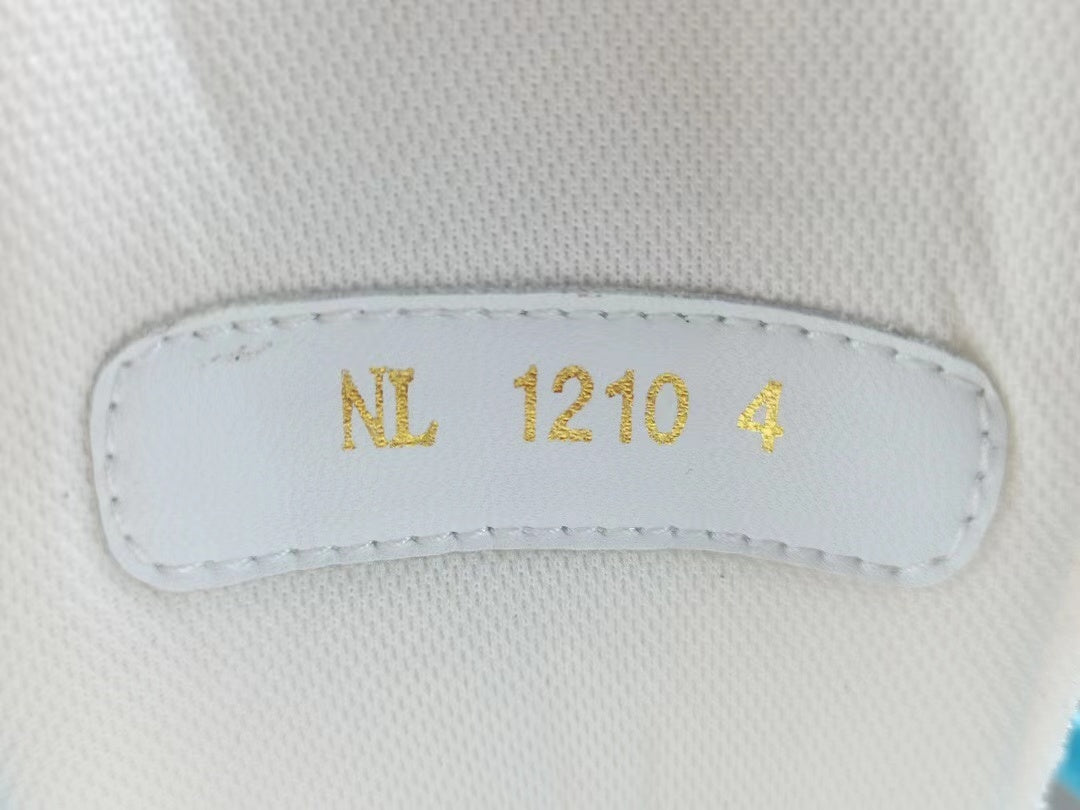 Louis Vuitton Trainer Low White Sky Blue